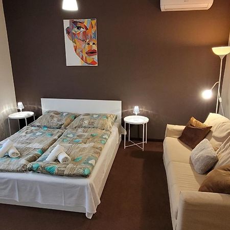Doris Apartments Siofok Ngoại thất bức ảnh