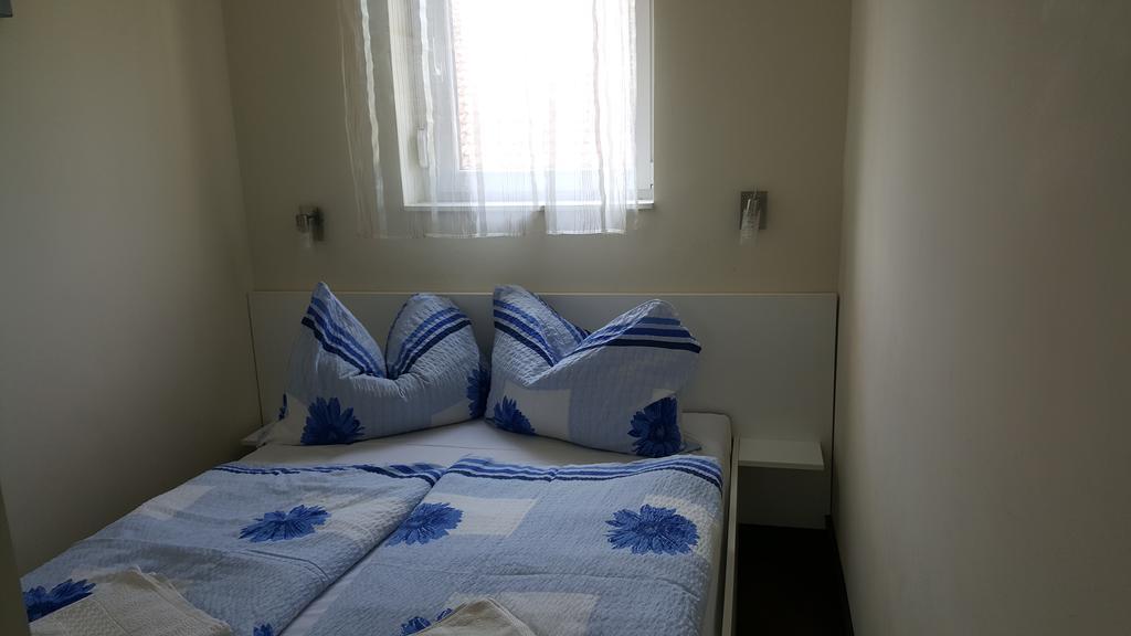 Doris Apartments Siofok Ngoại thất bức ảnh