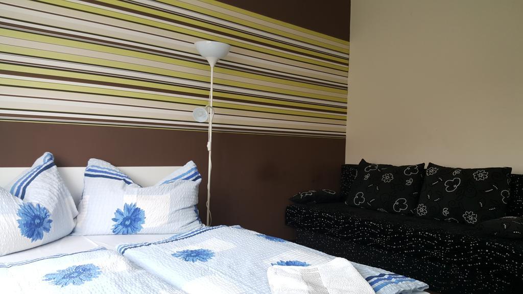Doris Apartments Siofok Ngoại thất bức ảnh